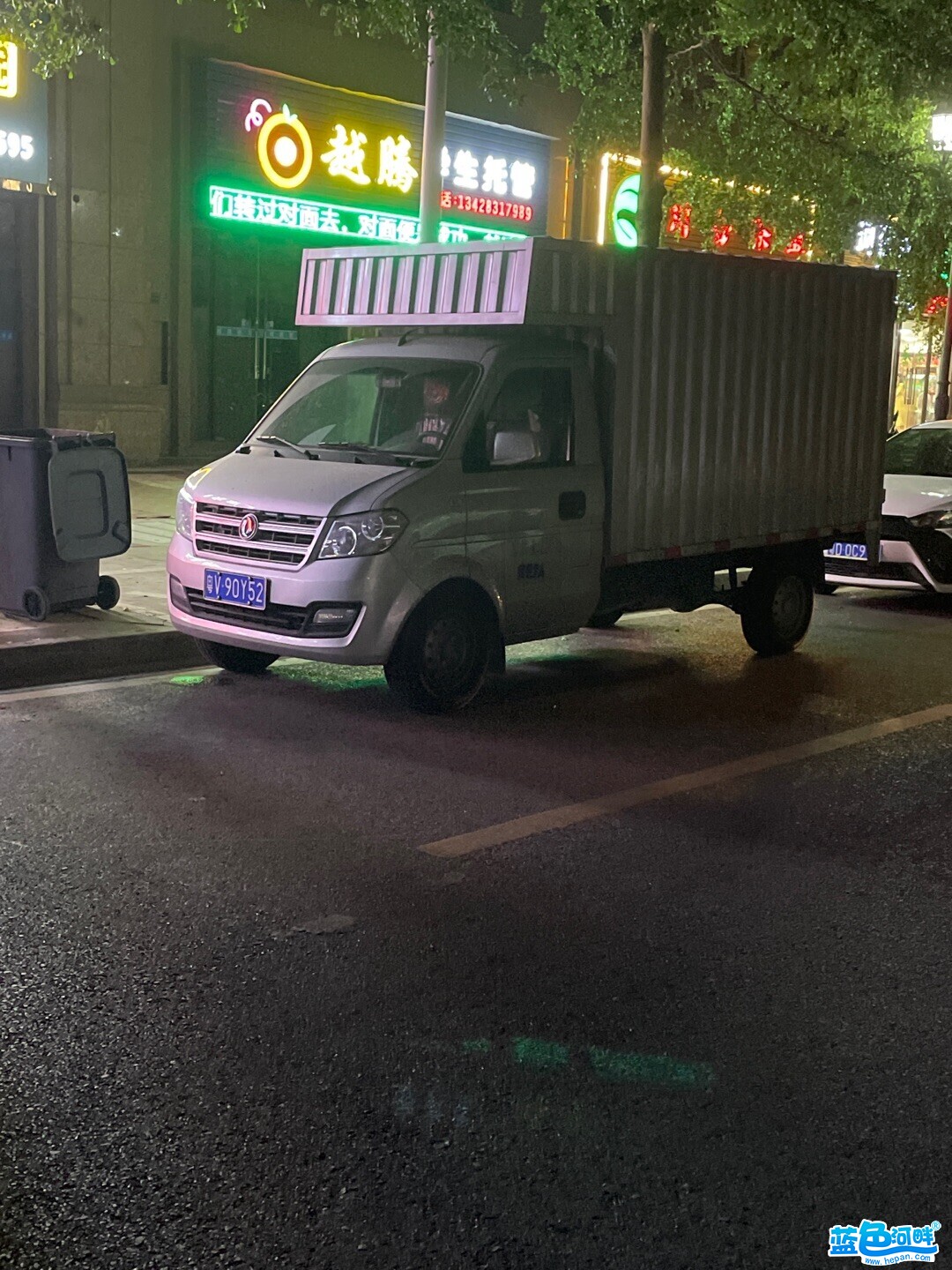 100403hh0esesuo3sjuysd.jpg