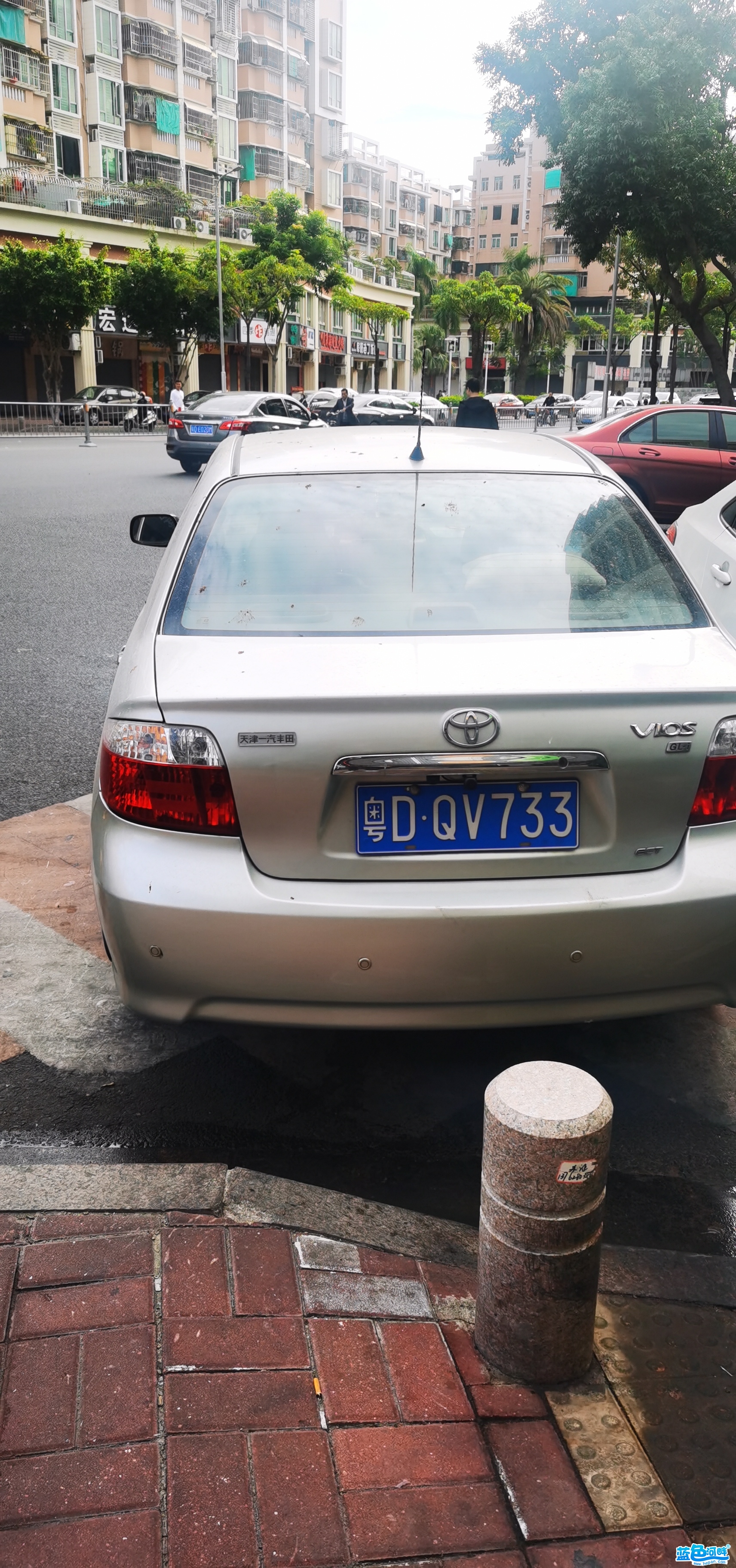 095332eis27dcjwmzwi1w7.jpg