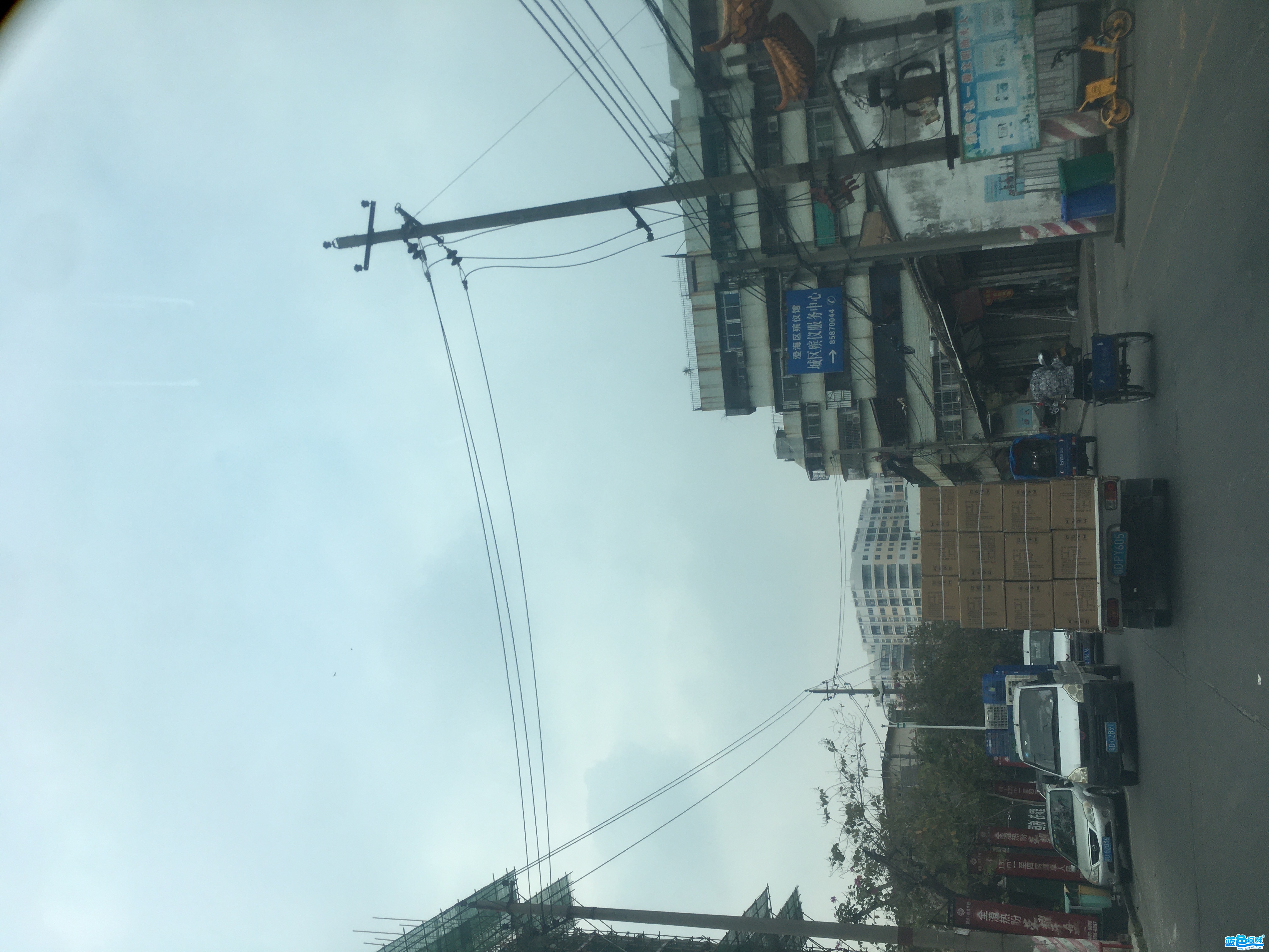 151146jh00euqtuq0tt8o1.jpg