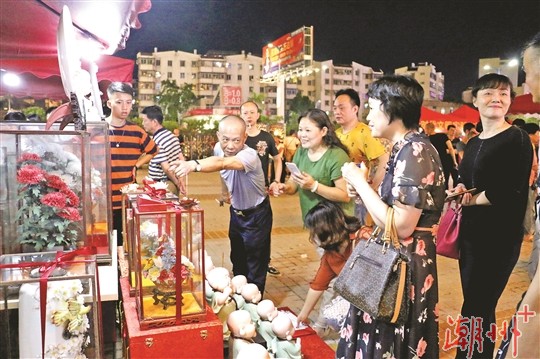 “夜经济”模式打造陶文化展示窗口