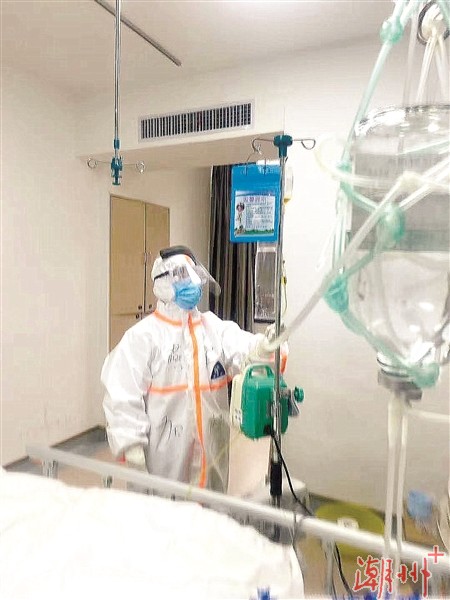 “身为护士，就应该冲上前线”