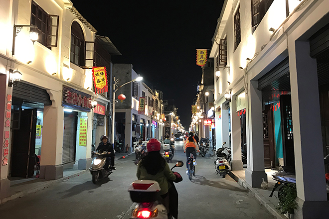义安路与西马路照明系统试运行