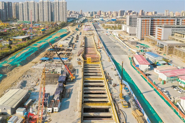 我市重点项目施工一线鏖战正酣