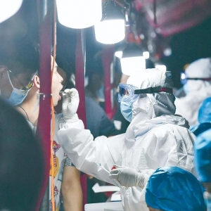 南京疫情跨省传播,机场、景区等暴露防疫漏洞……警惕“破防”