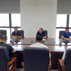 市纪委监委召开“庆八一”退役军人座谈会