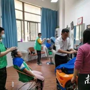 精神康复治疗随访到社区,汕大精卫中心为患者铺好康复路精神康复治...