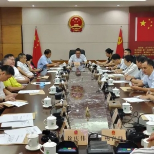 龙湖区六届人大常委会举行第四十七次会议