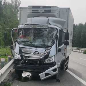 困了“啪啪啪”自抽耳光,还是撞了……