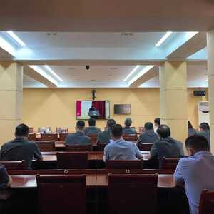 【政法动态】龙湖法院组织收听收看广东高院举行全省法院先进典型事迹报告会