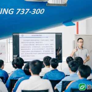 就在濠江!这个学校学生从入学开始,就以准职业航空人的身份参与到所有课程中…