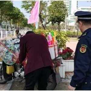 17500名汕头城管人放弃休息,坚守在鮀城一线,演绎了春节里最美“敬业福”