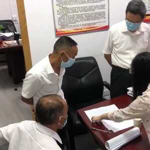 从欠条中发现端倪 抓住主要矛盾——龙湖法院调解室圆满化解劳务纠纷案