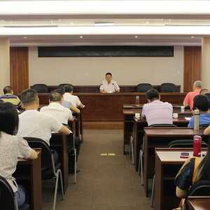 抓牢抓细抓严各项工作,提高规范化建设水平——龙湖区纪委监委学习贯彻全市基层纪检监察工作座谈会会议精神