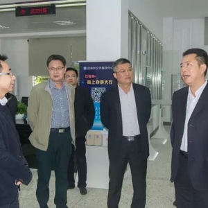 区领导刘永铭、杨焕新带队看望慰问澄海区公共服务中心窗口一线工作人员