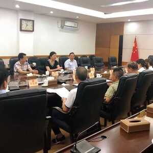 龙湖区人大社会建设委员会召开第一次全体会议