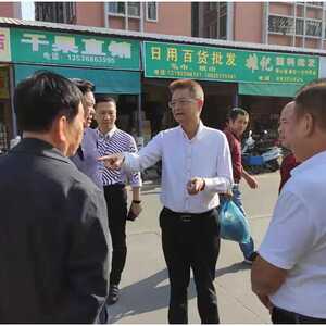 龙湖区纪委监委领导对创文迎检工作进行专项督查