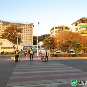 晚高峰时段市创建办分别对潮阳濠江金平开展督查,发现…