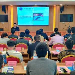 喜迎金融活水!濠江举办政策宣讲会 银保携手助力乡村振兴