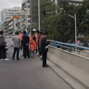 金樟立交桥:桥头搭板沉陷开裂  明年春节前完成维修
