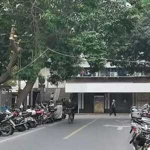 共建共治   破解老旧小区停车难题