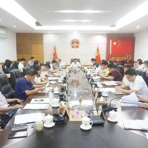 龙湖区六届人大常委会举行第二十九次会议