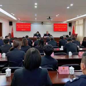 南澳法院召开会议传达学习贯彻全市法院党风廉政建设和反腐败工作会议精神