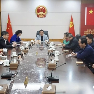 龙湖区人大召开党组(扩大)会议研究部署“落实发展年”工作