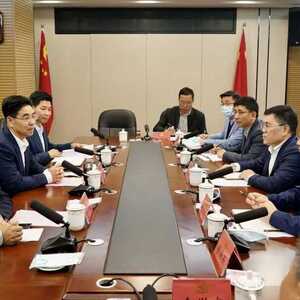 龙湖区委主要领导到区纪委监委开展调研