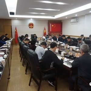 龙湖区六届人大常委会举行第二十五次会议