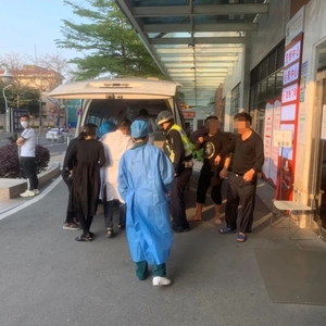 小女孩因车祸受伤严重,汕头交警一路疾驰为生命开辟“绿色通道”!