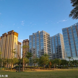 天气“盲盒”来了!未来三天阳光阵雨相伴,最高气温将重回30℃!