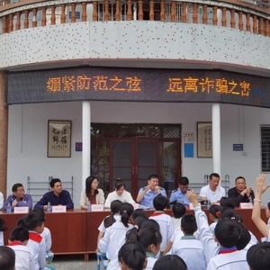 护航青春不“毒”行,澄海公安送“法”进校园......