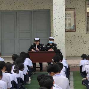 汕头交警将“干货满满”的“大礼包”送进这所学校......