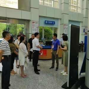 特约监察员积极助力政风行风建设——龙湖区监察委员会第一届特约监察员2019年第一次履职活动