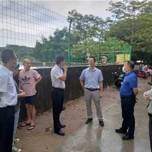 市政法委对龙湖区开展防溺水检查工作