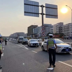 【三年行动】汕头交警全力推进夏季突出交通违法行为专项整治百日行动