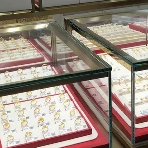 到金店“以旧换新”   顾客旧首饰被顺走