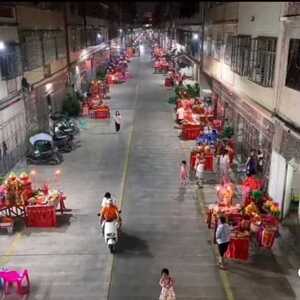 中秋夜同“拜月娘”  祈福扬传统文化