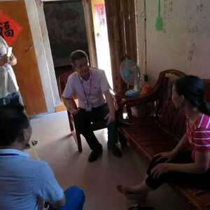 【工作动态】龙湖区纪委监察局主要领导带队到新溪镇 东升村慰问挂钩扶贫户