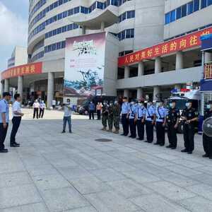 龙湖公安圆满完成国庆安保工作