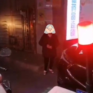 龙湖公安暖心警事|老人小孩接连迷路,民警贴心护送回家