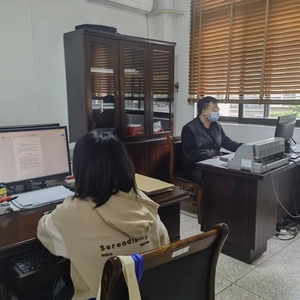 龙湖卫健提质增速优化行政审批服务