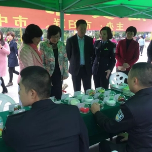 汕头市妇联举办“三八”维权周宣传服务活动
