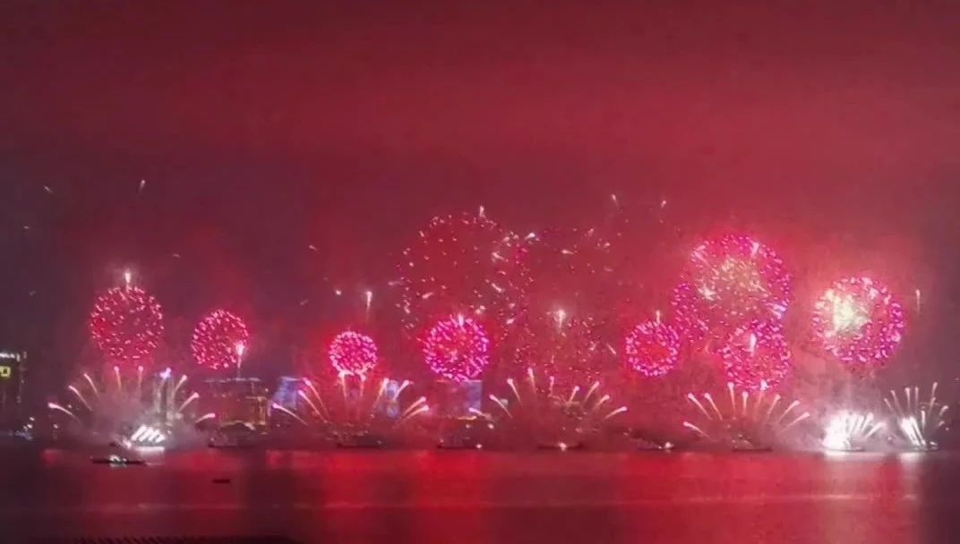 汕头烟花冲上热搜!汕头市2023年迎春大型焰火晚会盛大举行!