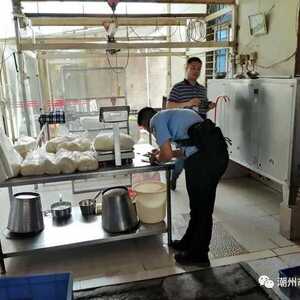 潮州市查处一非法使用添加剂制售米粉小作坊