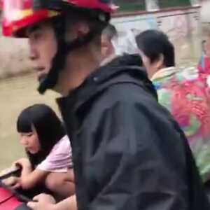 暴雨来袭!守护家园,揭阳消防在行动!