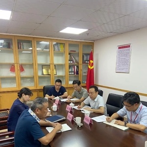汕头银保监分局到汕头市金融局交流工作
