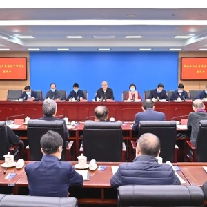 新时代检察工作创新发展的军功章有老同志的一半!