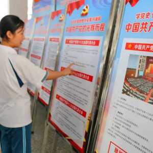 检爱同行 共护未来 ----濠江区检察院迎“六一”检察开放日走进汕头金中南校