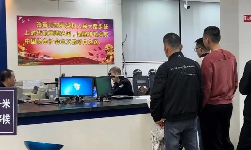 “周末办”获点赞!车管所为企业提供“暖心”服务